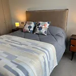 Departamento Central Safari Con Aire Acondicionado Y Parking